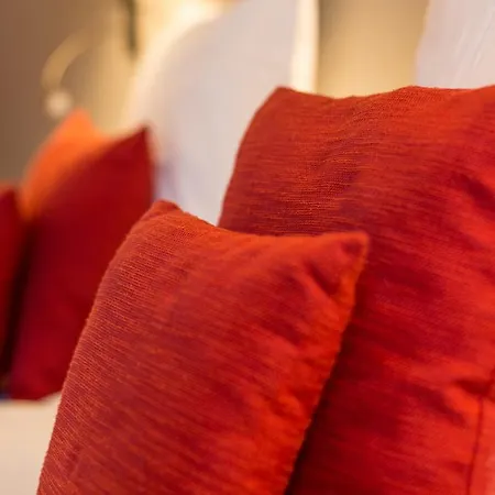 Royal Hotel 4*