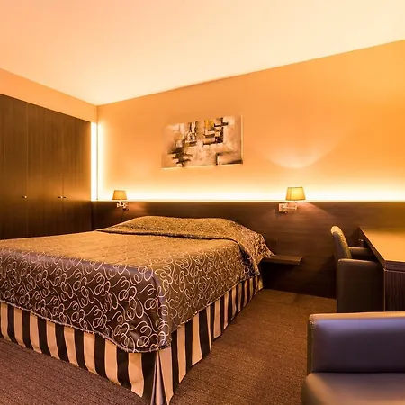 Hotel Royal 4*